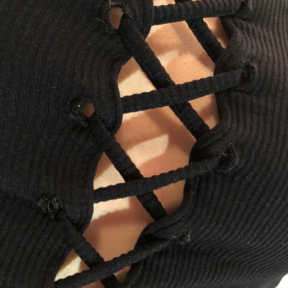 Reversible Racerback Black Lace-up Tank Top - Picture 6 of 6